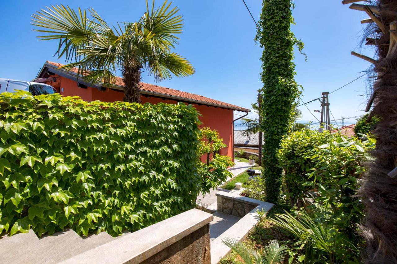 Villa Lomida โอปาติยา ภายนอก รูปภาพ